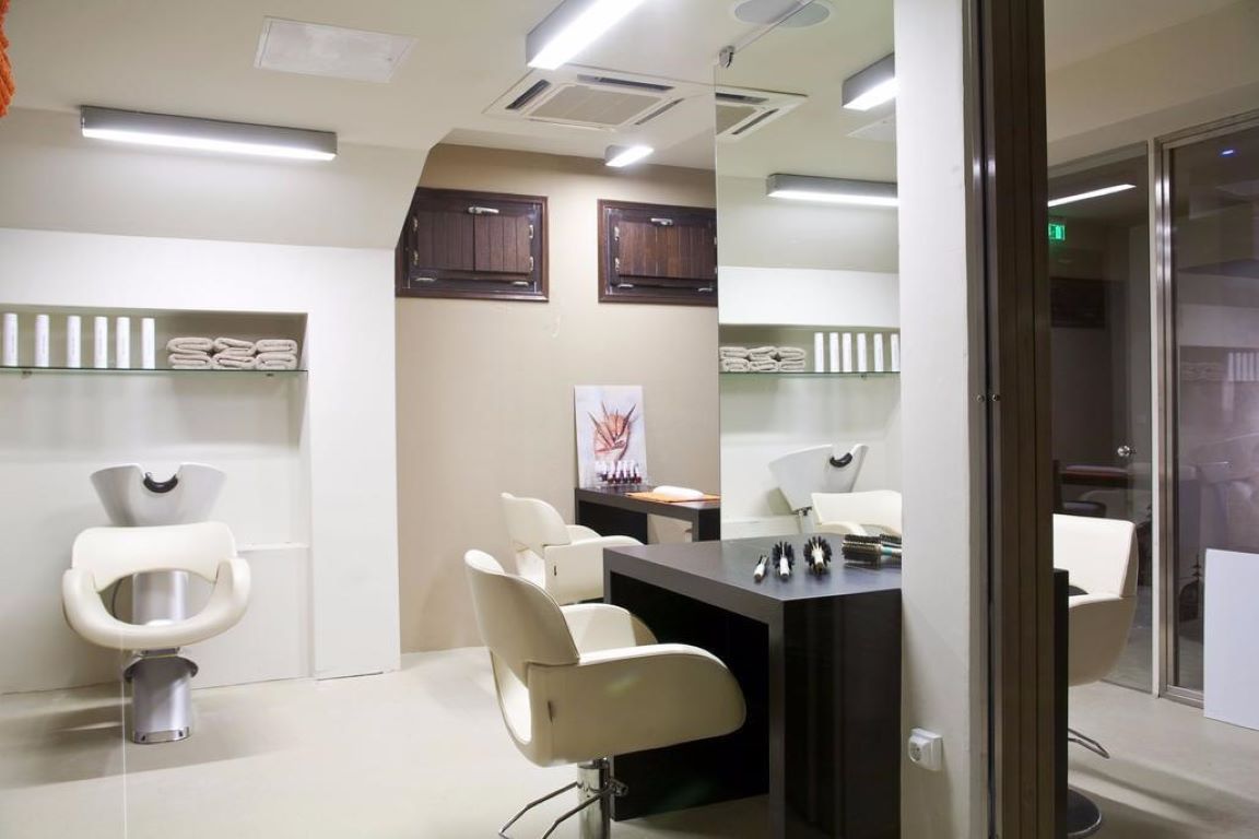 12 Months Luxury Resort Hotel-Kozmeticki salon.jpeg