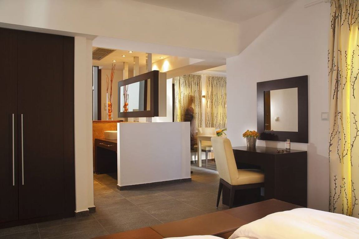 12 Months Luxury Resort Hotel-Senior suite.jpeg