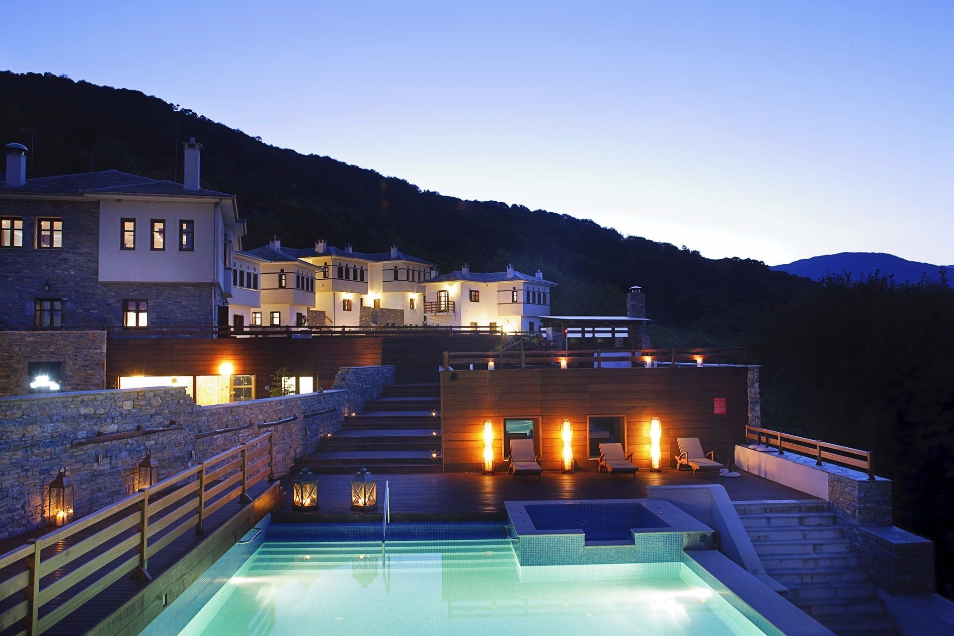 Hotel 12 Months Luxury Resort-Bazen.jpeg