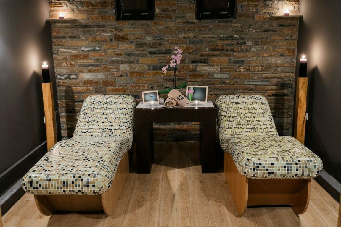 Hotel 12 Months Luxury Resort-Spa.jpeg