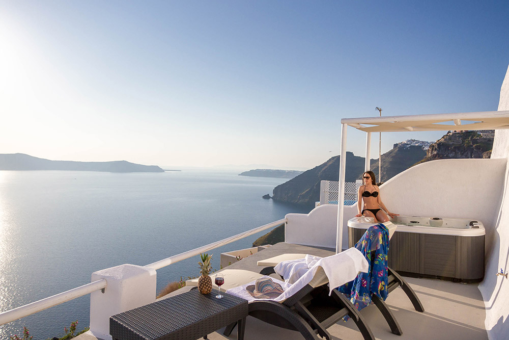 Hotel Asma Suites sea private suite 3.jpg