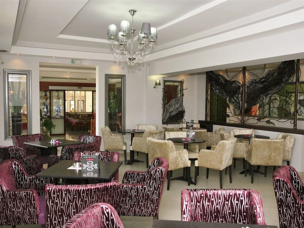 Hotel Assembly bar 2.jpeg