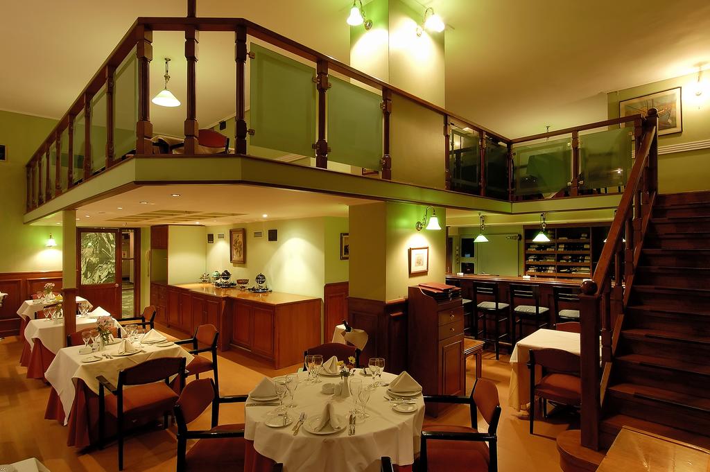 Hotel Astir Patras restaurant.jpg