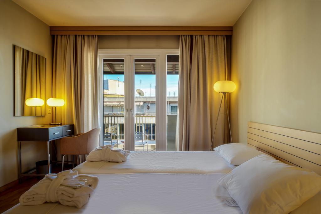Hotel Astoria double room.jpg