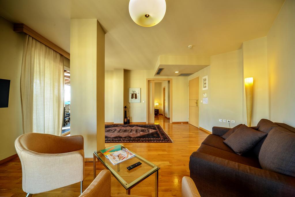 Hotel Astoria suite.jpg