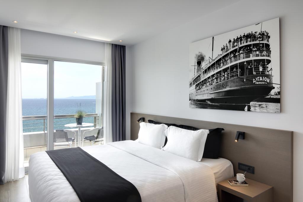 Hotel Athens Posedion double sea view room.jpg