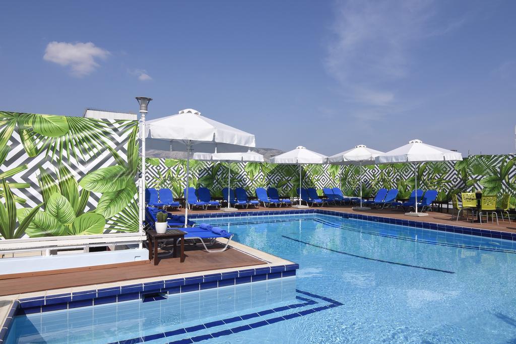 Hotel Athens Posedion pool.jpg
