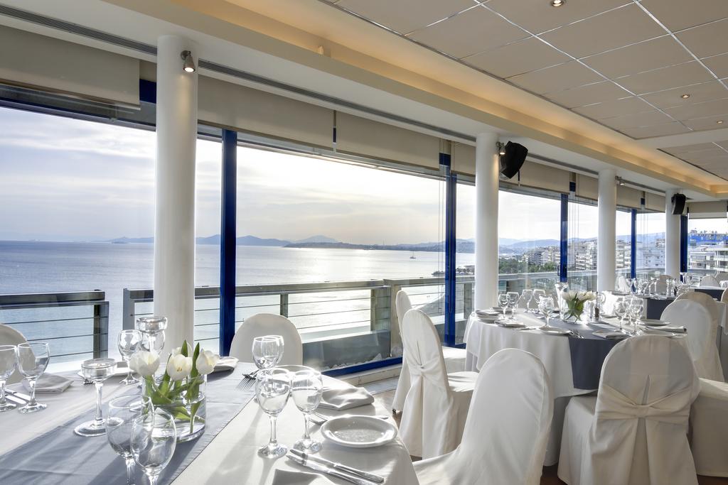 Hotel Athens Posedion roof garden 1.jpg