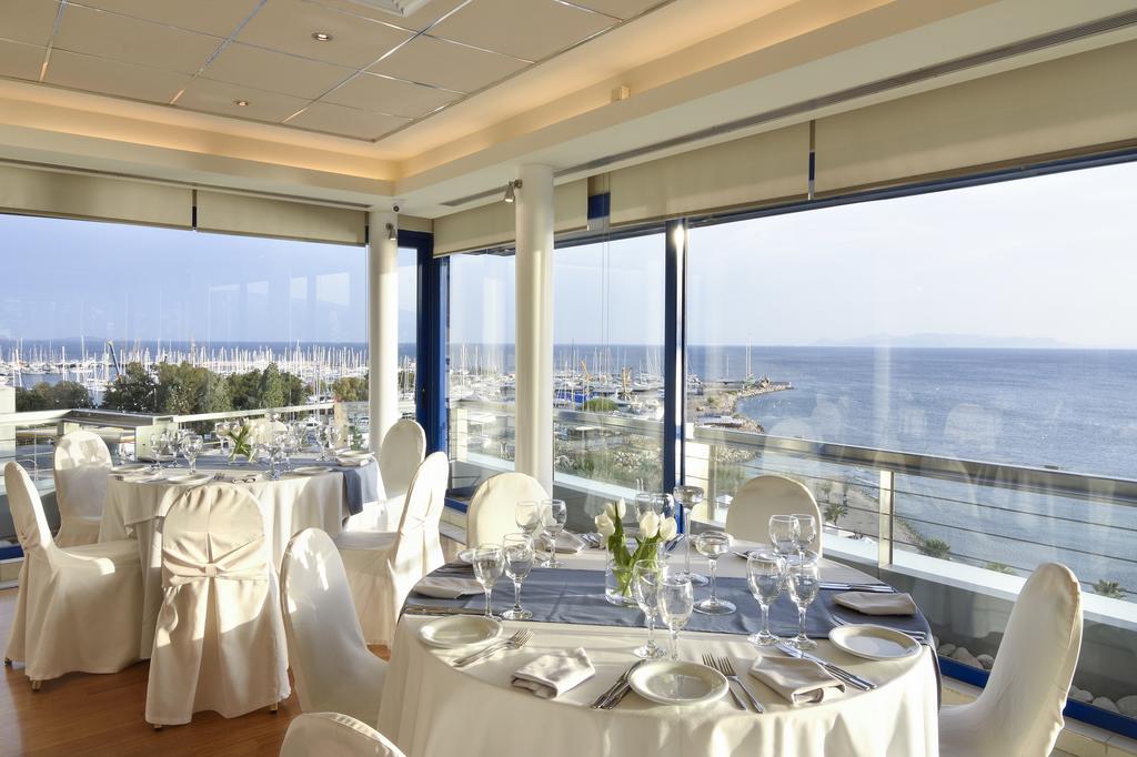 Hotel Athens Posedion roof garden.jpg