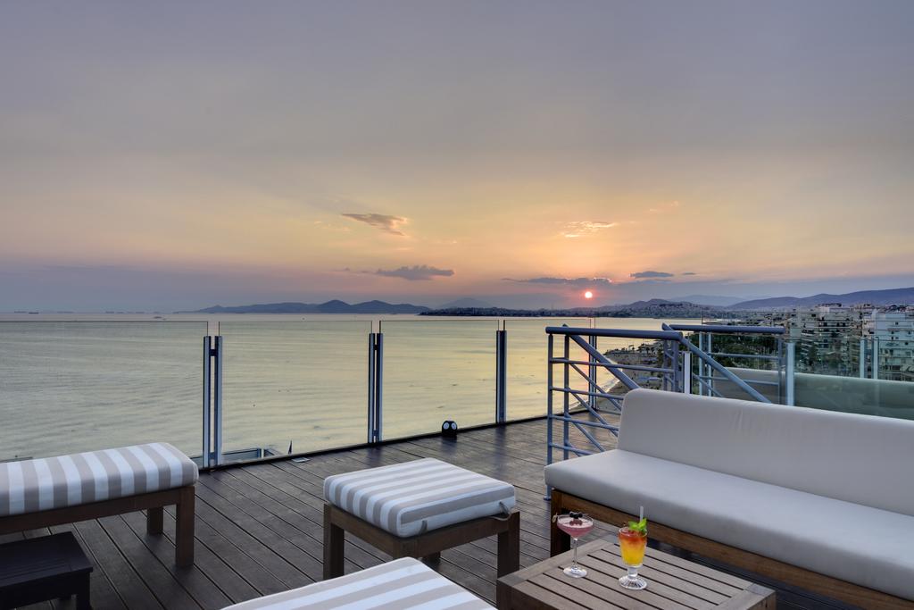 Hotel Athens Posedion roof.jpg