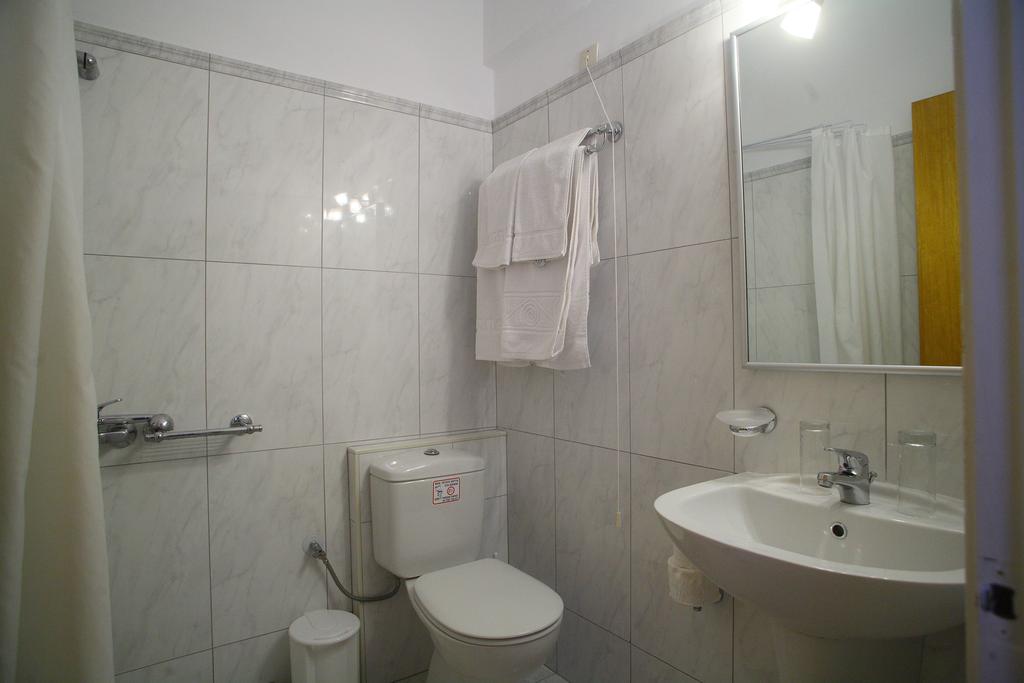 Hotel Athos bathroom.jpg
