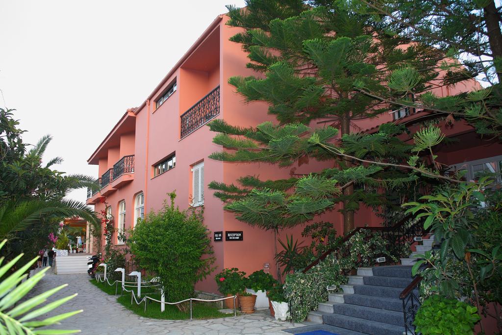 Hotel Athos pool 2.jpg