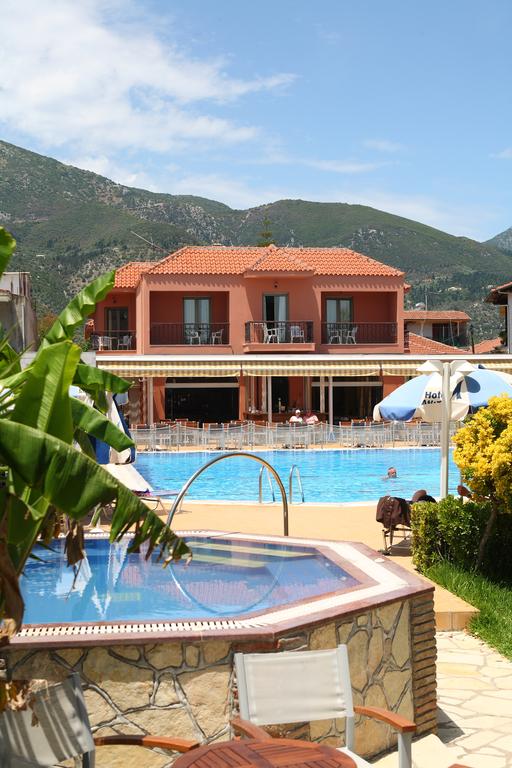 Hotel Athos.jpg