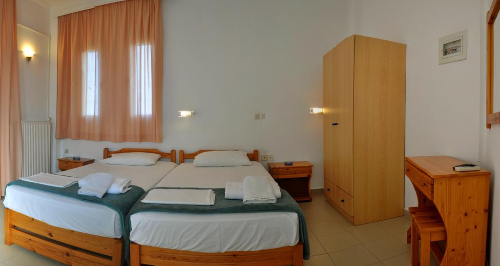Hotel Adonis double room.jpg