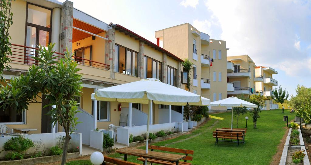 Hotel Adonis.jpg