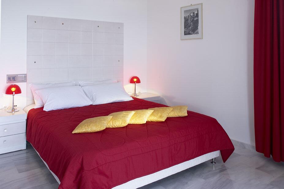 Hotel Atrium of Alonissos superior room 2.jpg