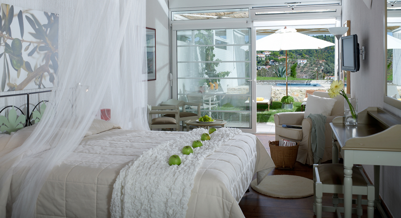Hotel Atrium of Skiatos double room with garden jacuzzi.jpg