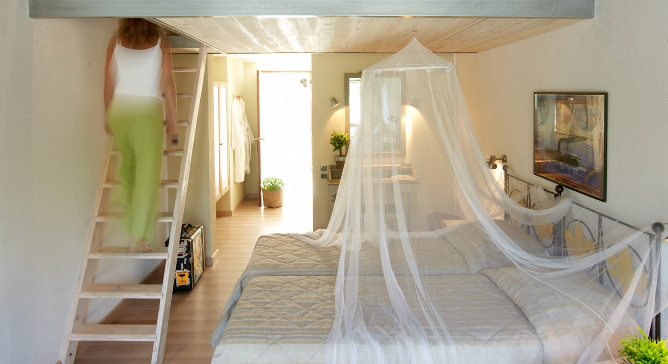 Hotel Atrium of Skiatos maisonette with pool 2.jpg