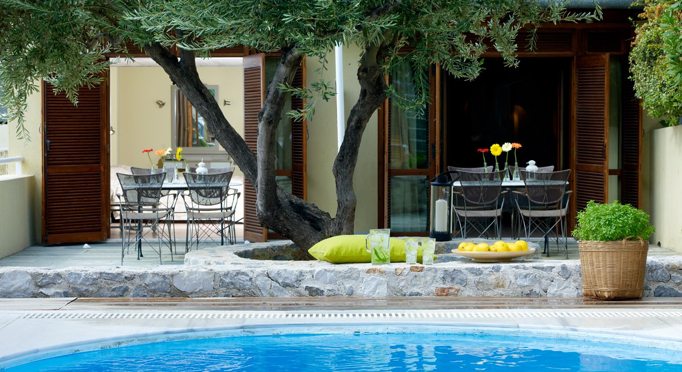 Hotel Atrium of Skiatos maisonette with pool.jpg