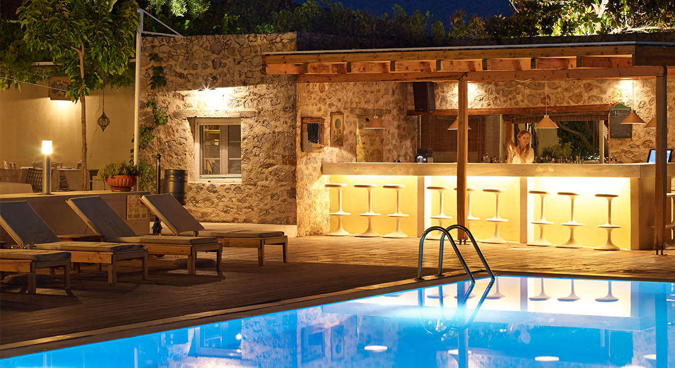 Hotel Atrium of Skiatos pool bar.jpg