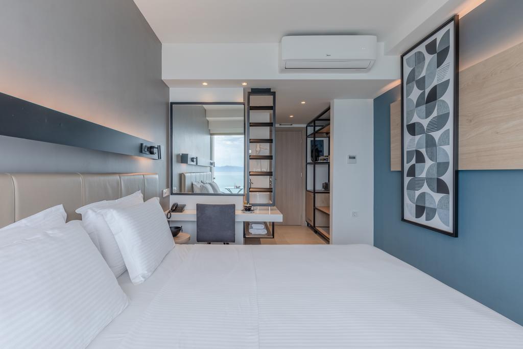 Hotel Avra double room 1.jpg