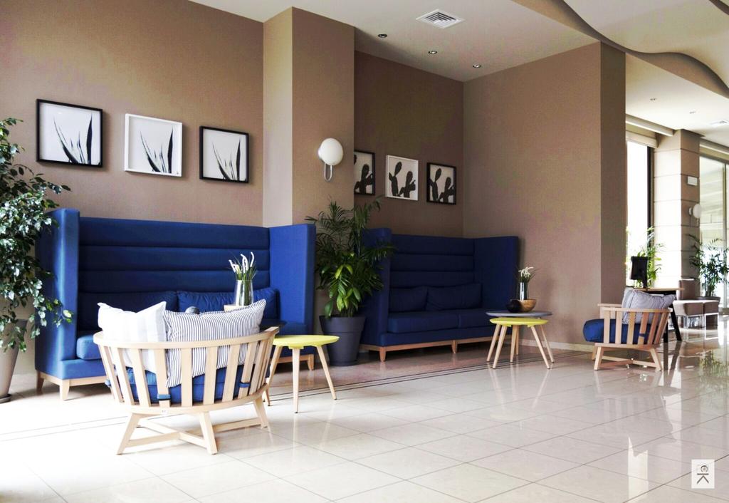 Hotel Avra lobby.jpg