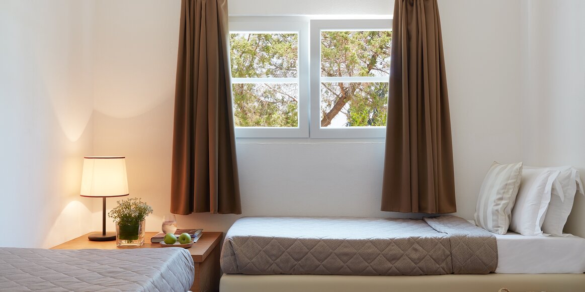 Hotel Barcelo Hydra Beach family bungalow.jpg