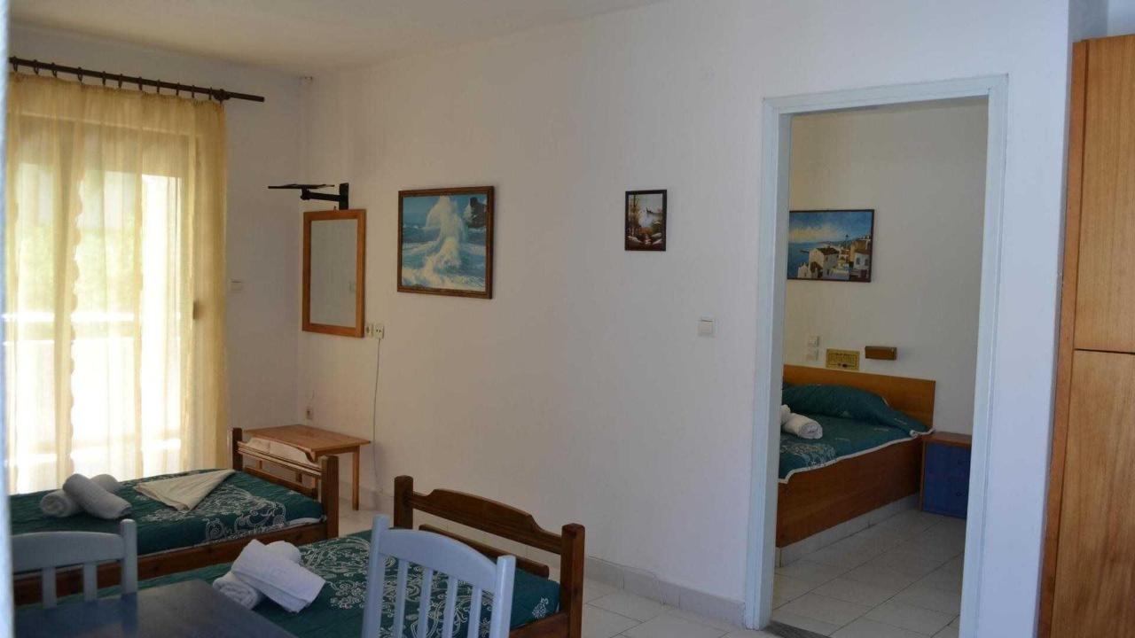 Hotel Bellagio Blue family apartment 2.jpg