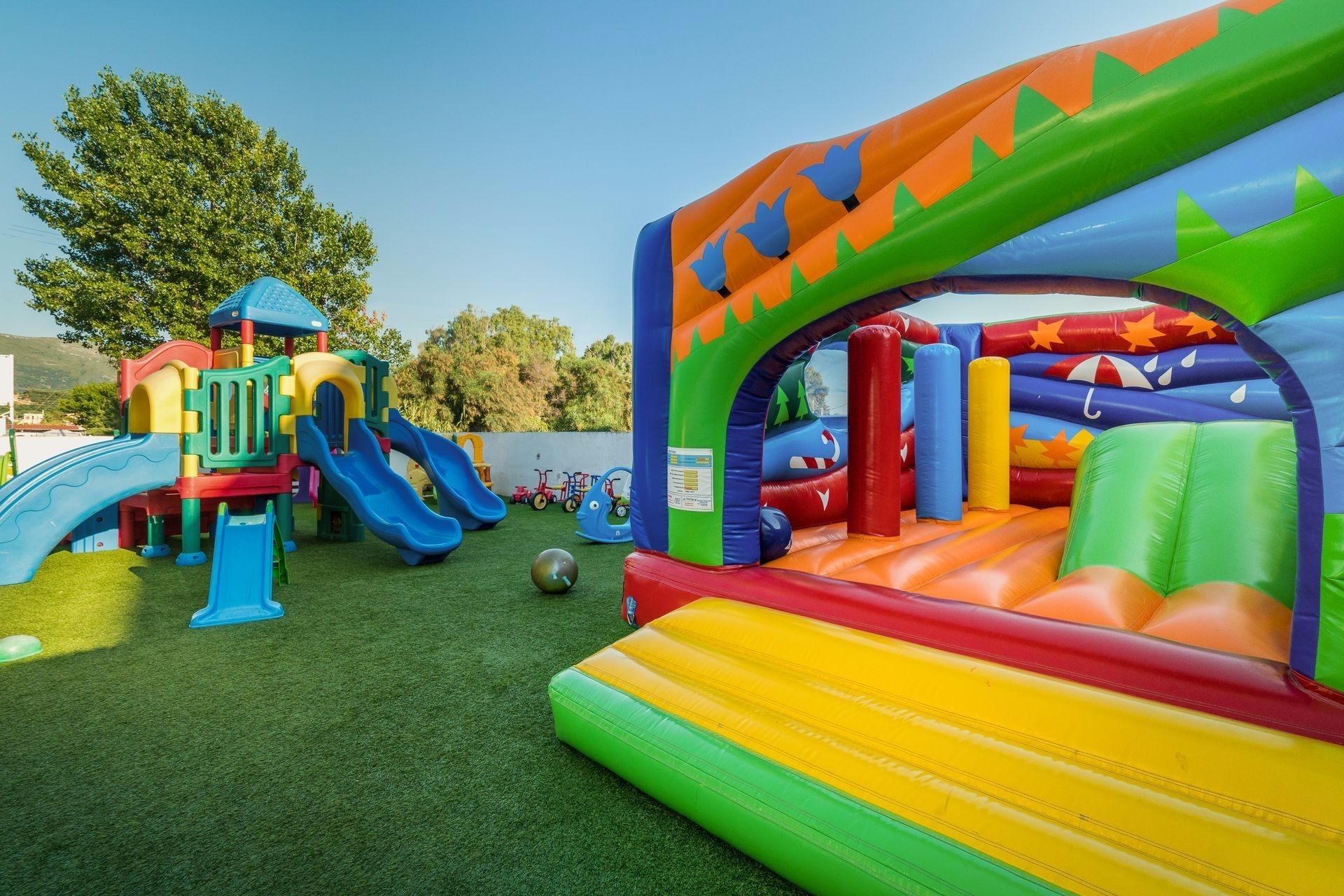 Hotel Best Western Galaxy kids playground.jpeg