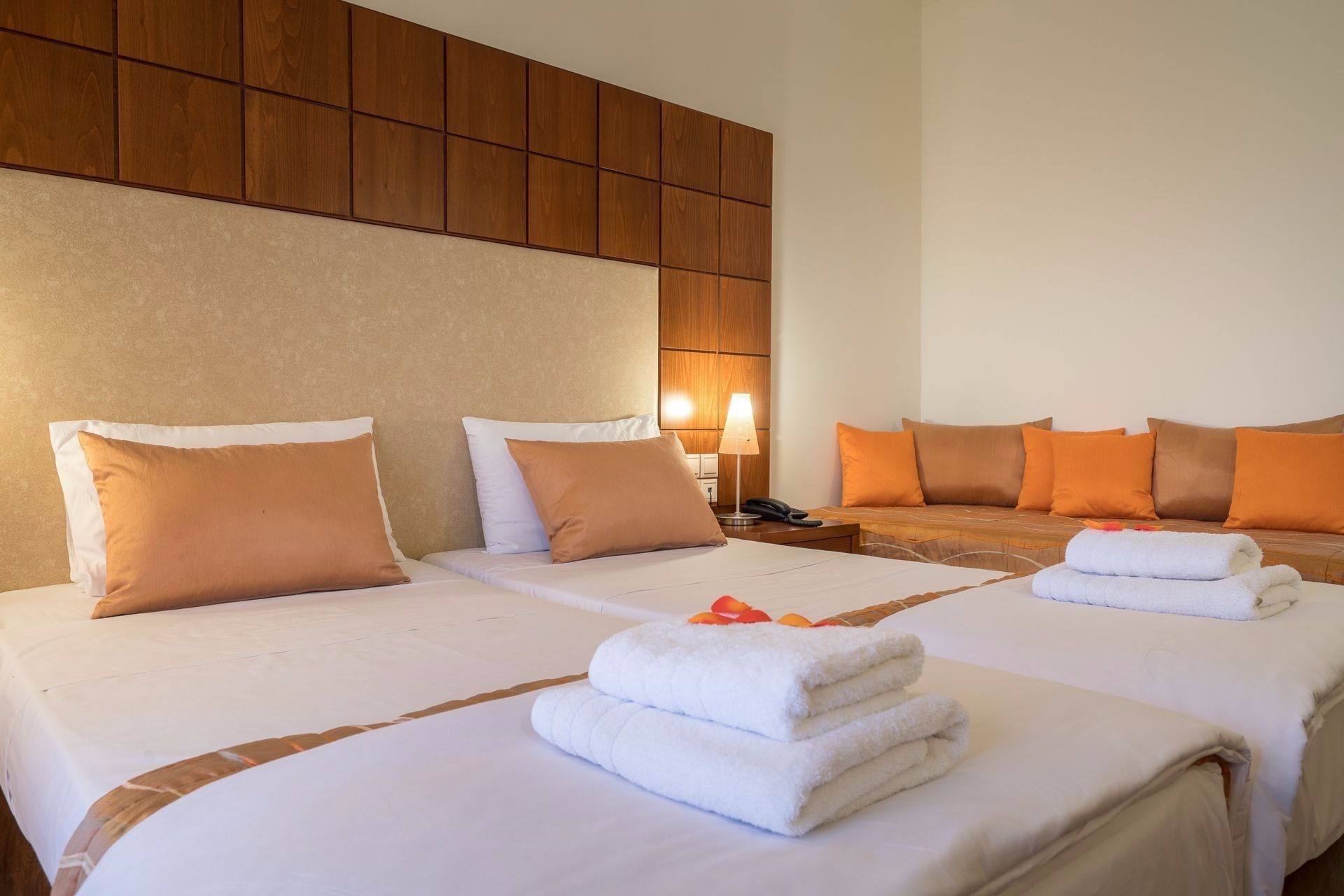 Hoel Best Western Zante Park superior room.jpeg