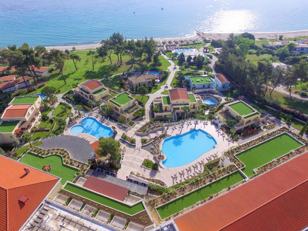 Aegean Melathron Hotel-Kompleks hotela.jpg