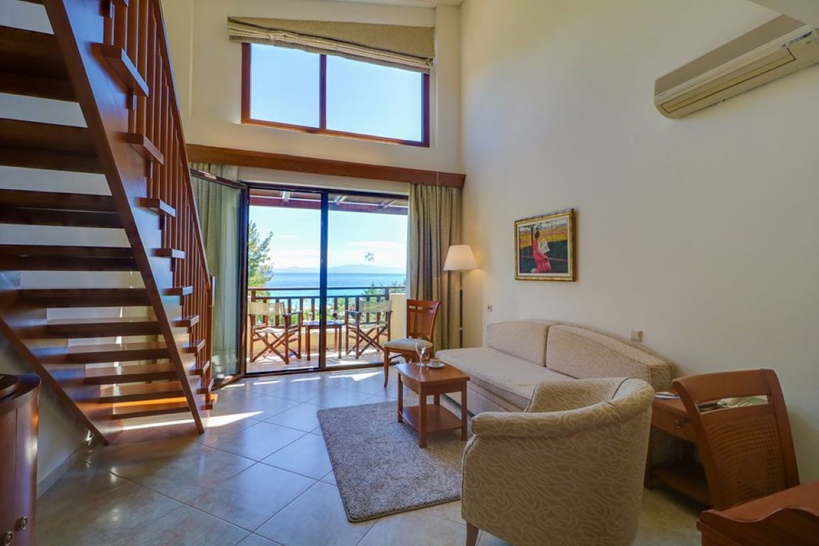 Aegean Melathron-Maisonette duplex pogled more.jpg