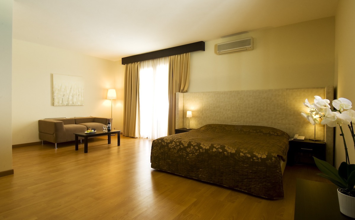 Hotel Blue Bay junior suite with side sea view.jpg