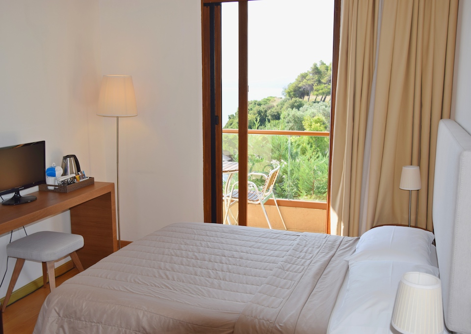 Hotel Blue Bay single room.jpg