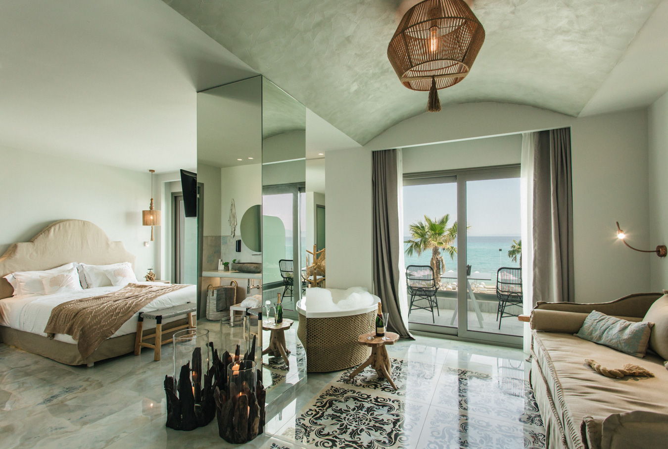 Blue Carpet Suites accommodation.jpg