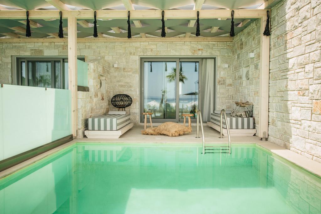 Blue Carpet Suites private pool.jpg