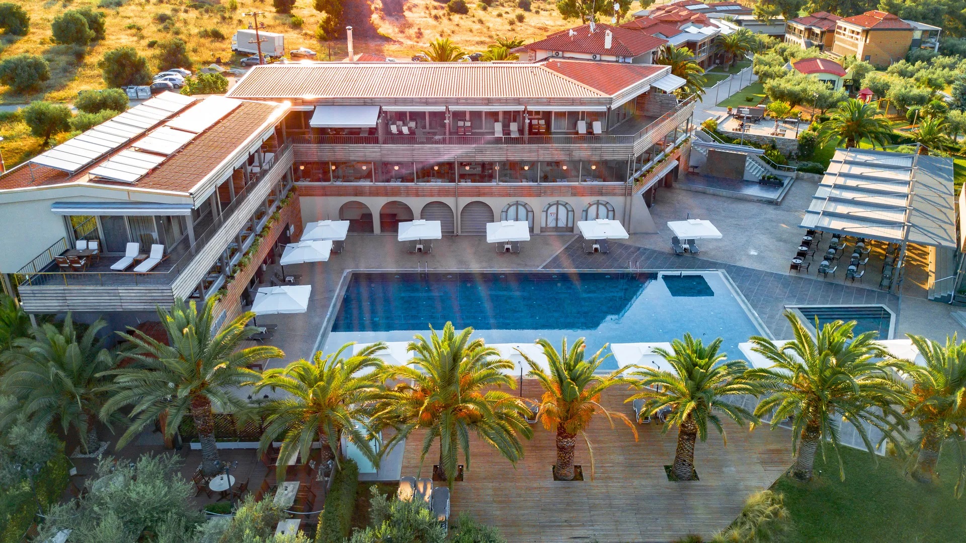Blue Dolphin Hotel-Kompleks hotela.jpg