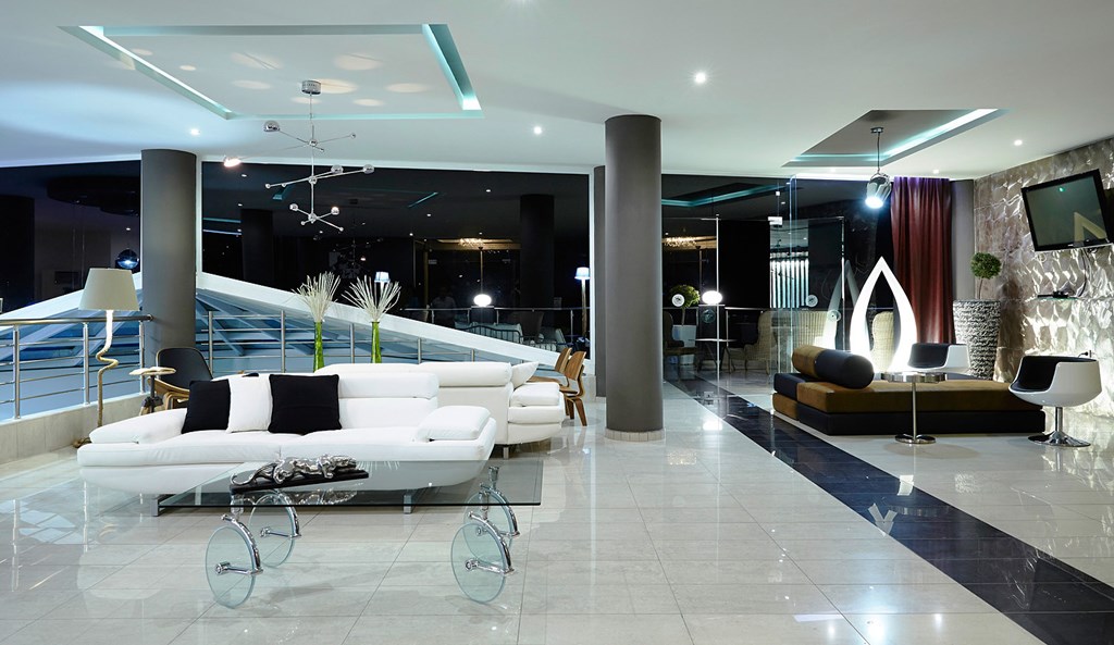 Hotel Blue Dream Palace lobby.jpg