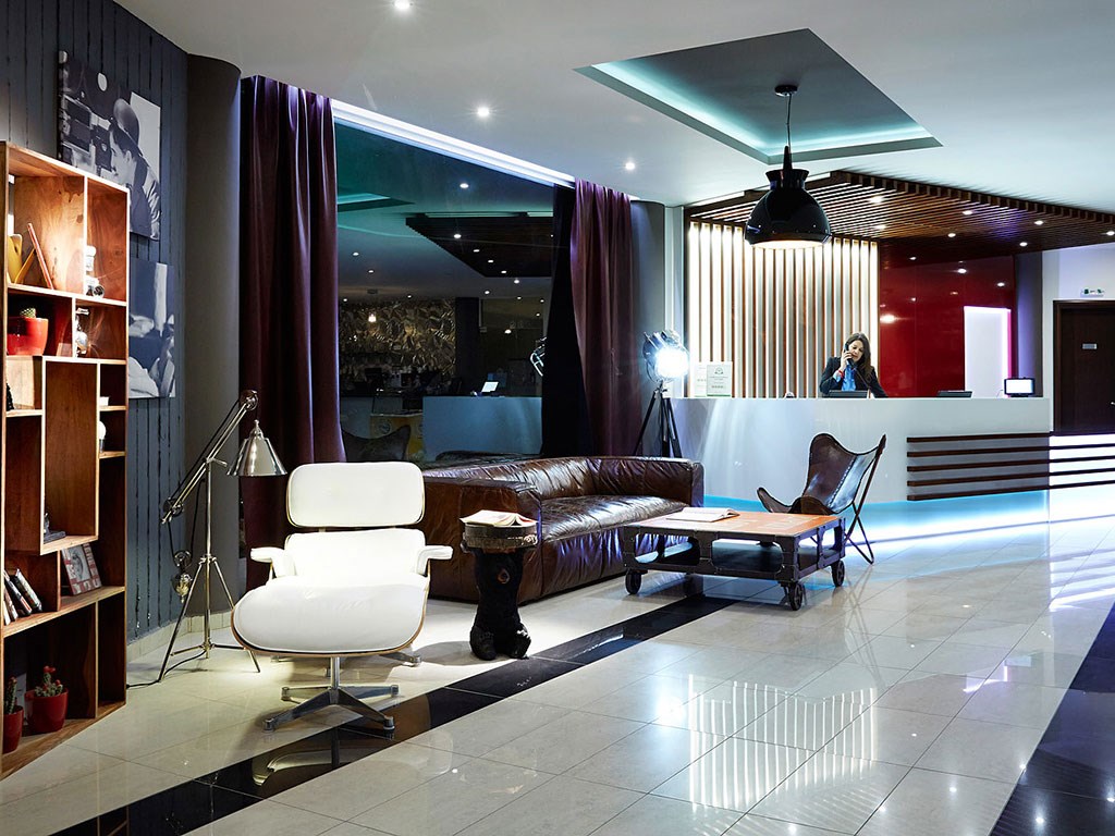 Hotel Blue Dream Palace reception.jpeg