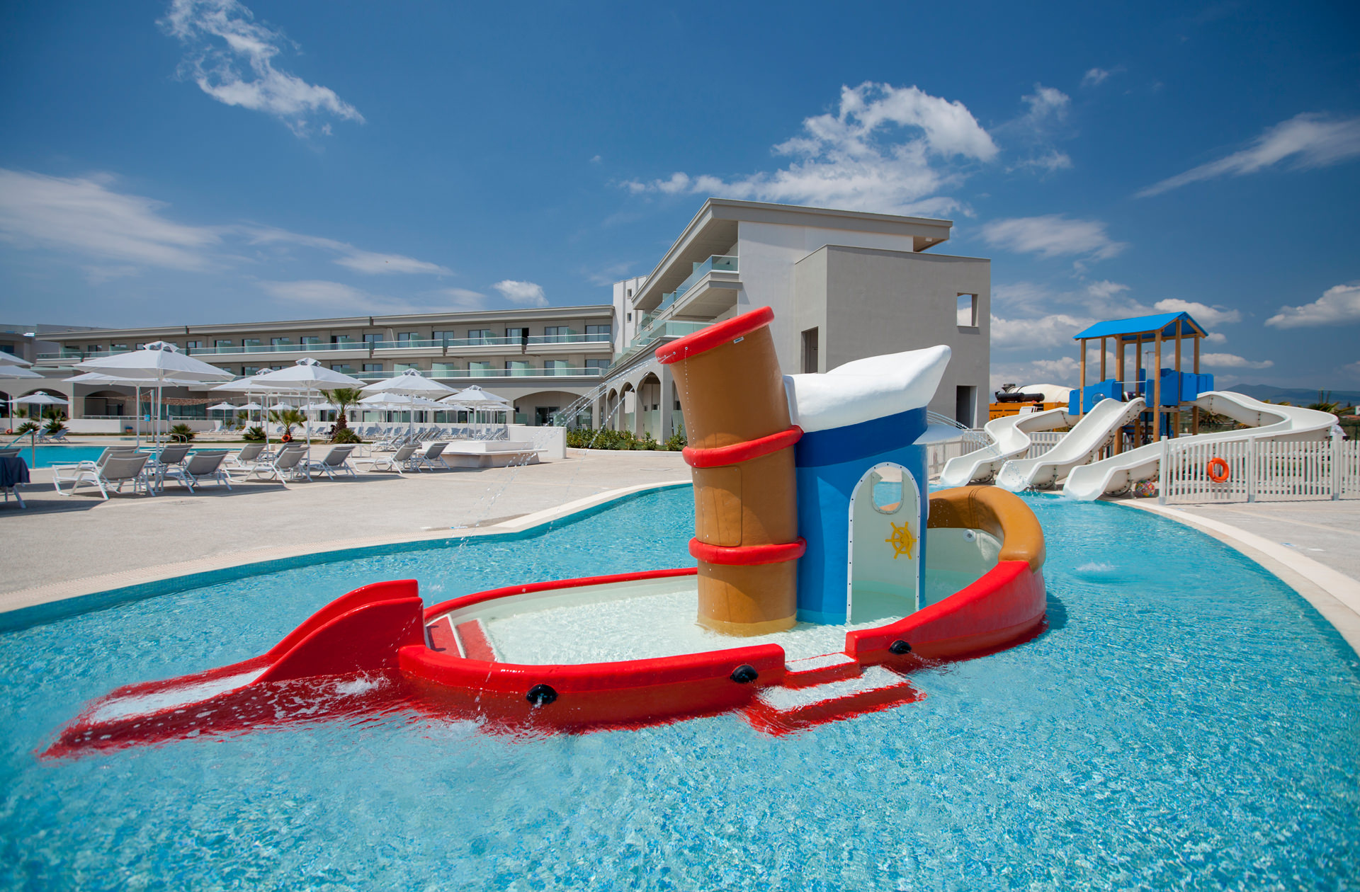 Hotel Blue Lagoon Princess splash pool.jpg