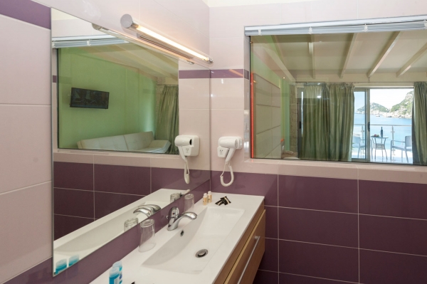 Blue Princess Beach Resort kupatilo.jpg