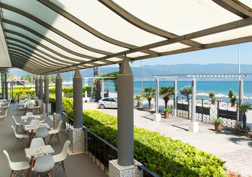 Hotel Calma Beach Restaurant.jpg