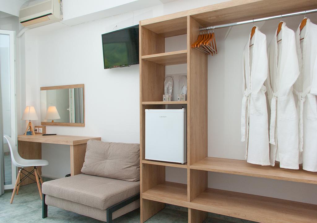 Hotel Calma Beach junior suite 1.jpg