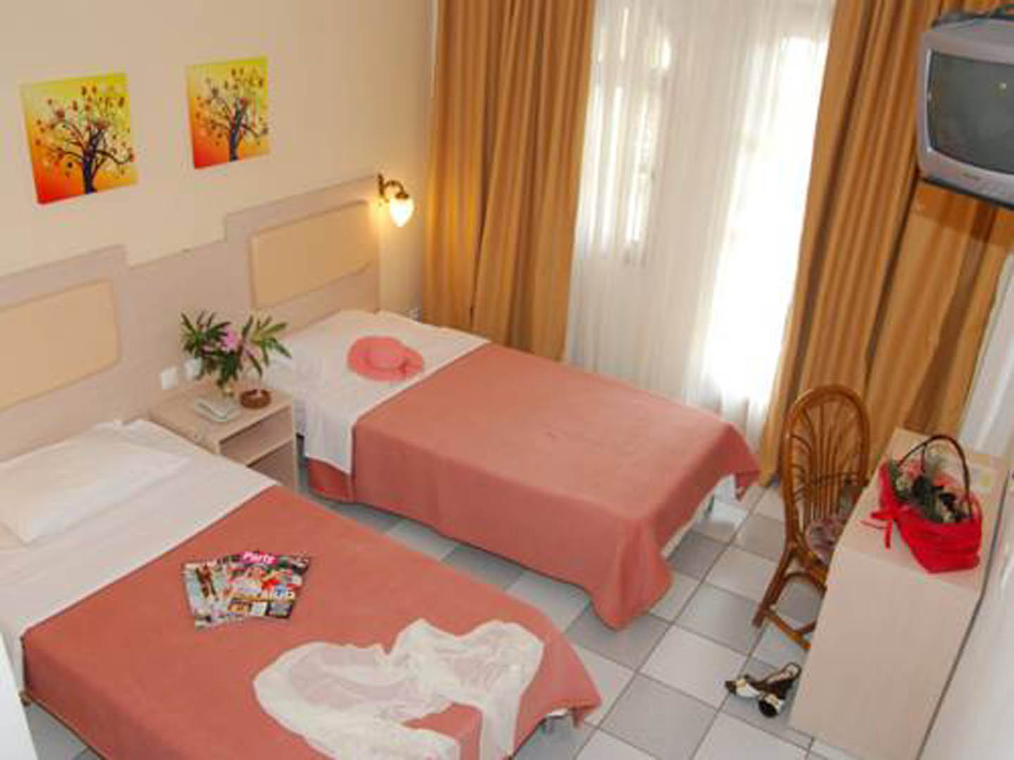 Hotel Calypso-Standardna soba za tri osobe.jpg