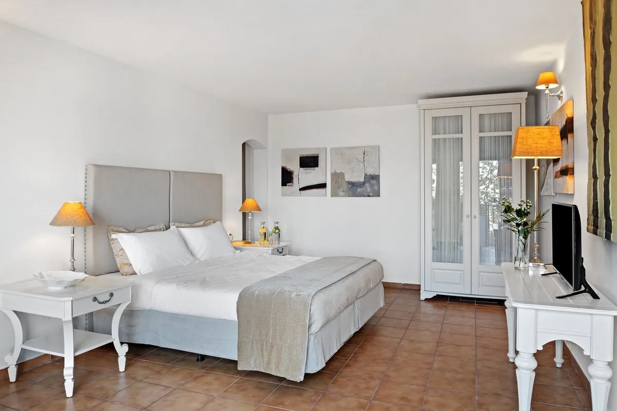 Aegean Suites Hotel Skiathos-Junior suite.jpg