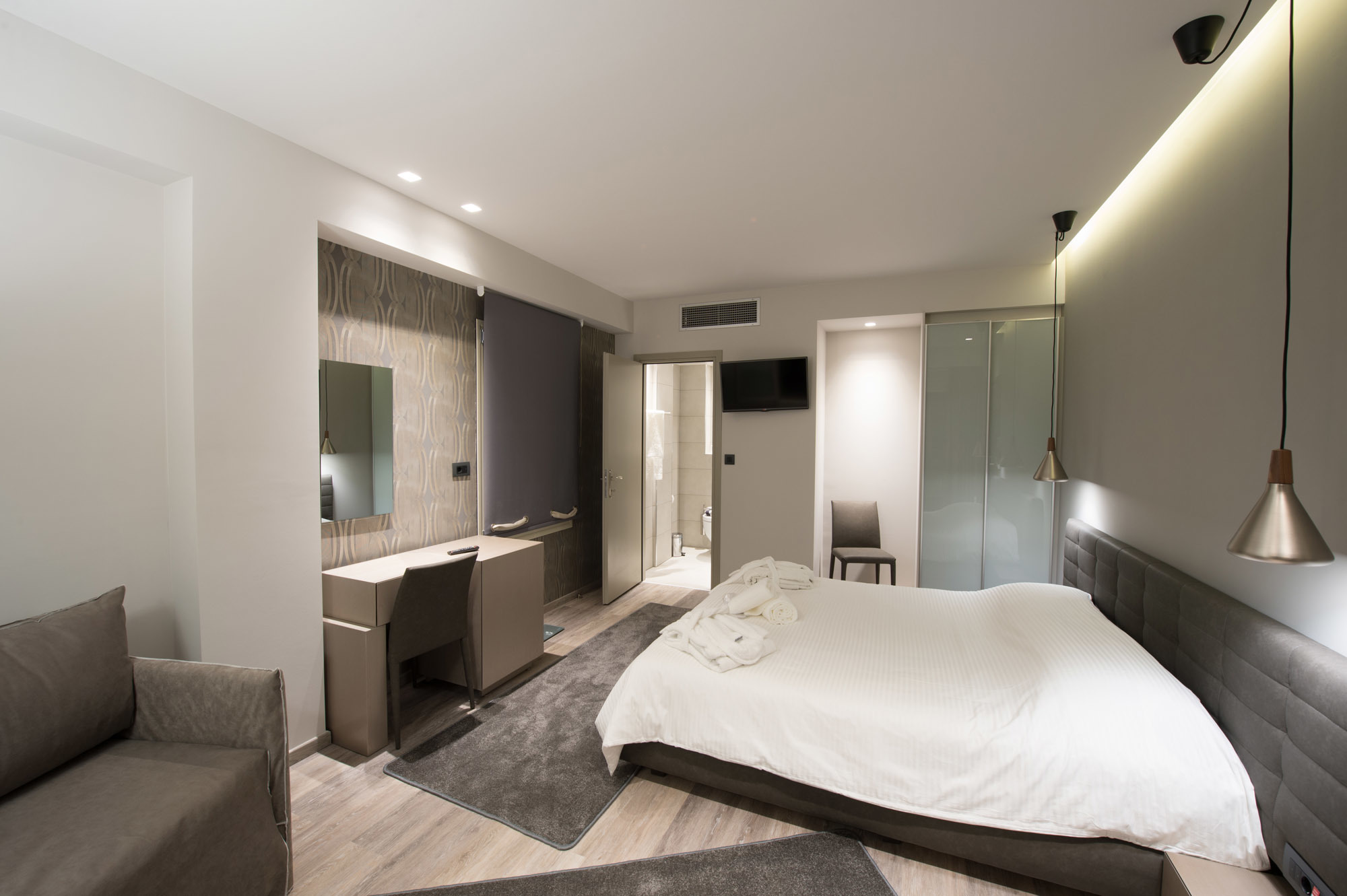 Hotel Castello City double room 1.jpg