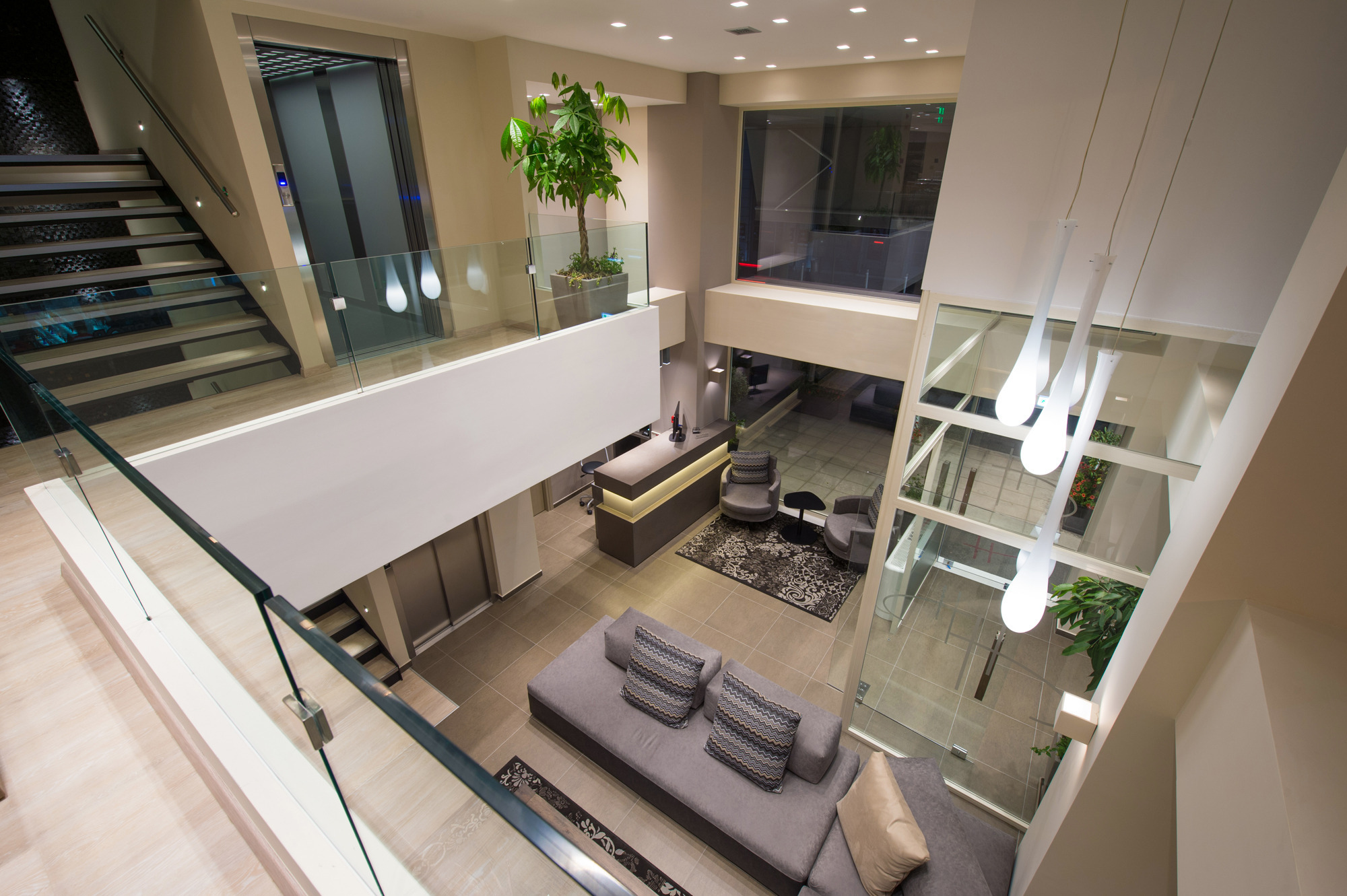 Hotel Castello City lobby 1.jpg