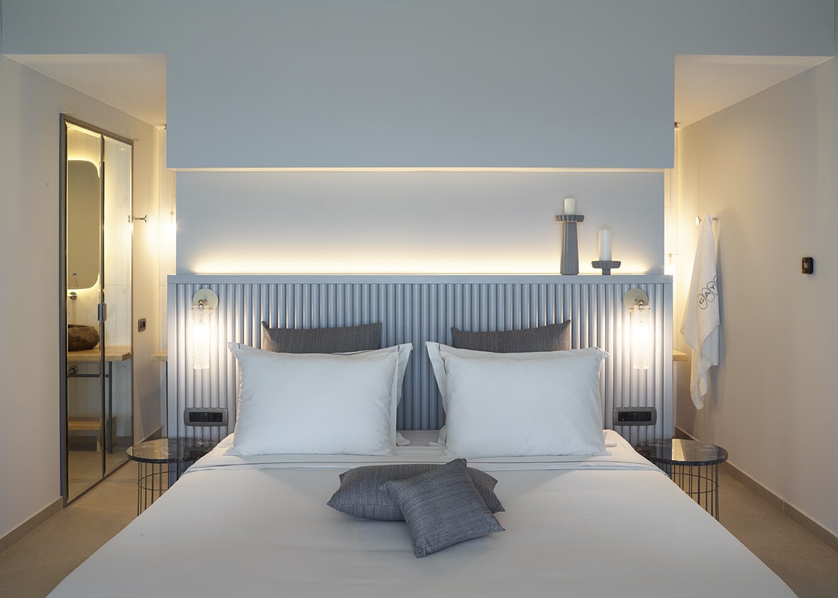 Hotel Cayo Exclusive Resort _ Spa superior room sea view.jpg