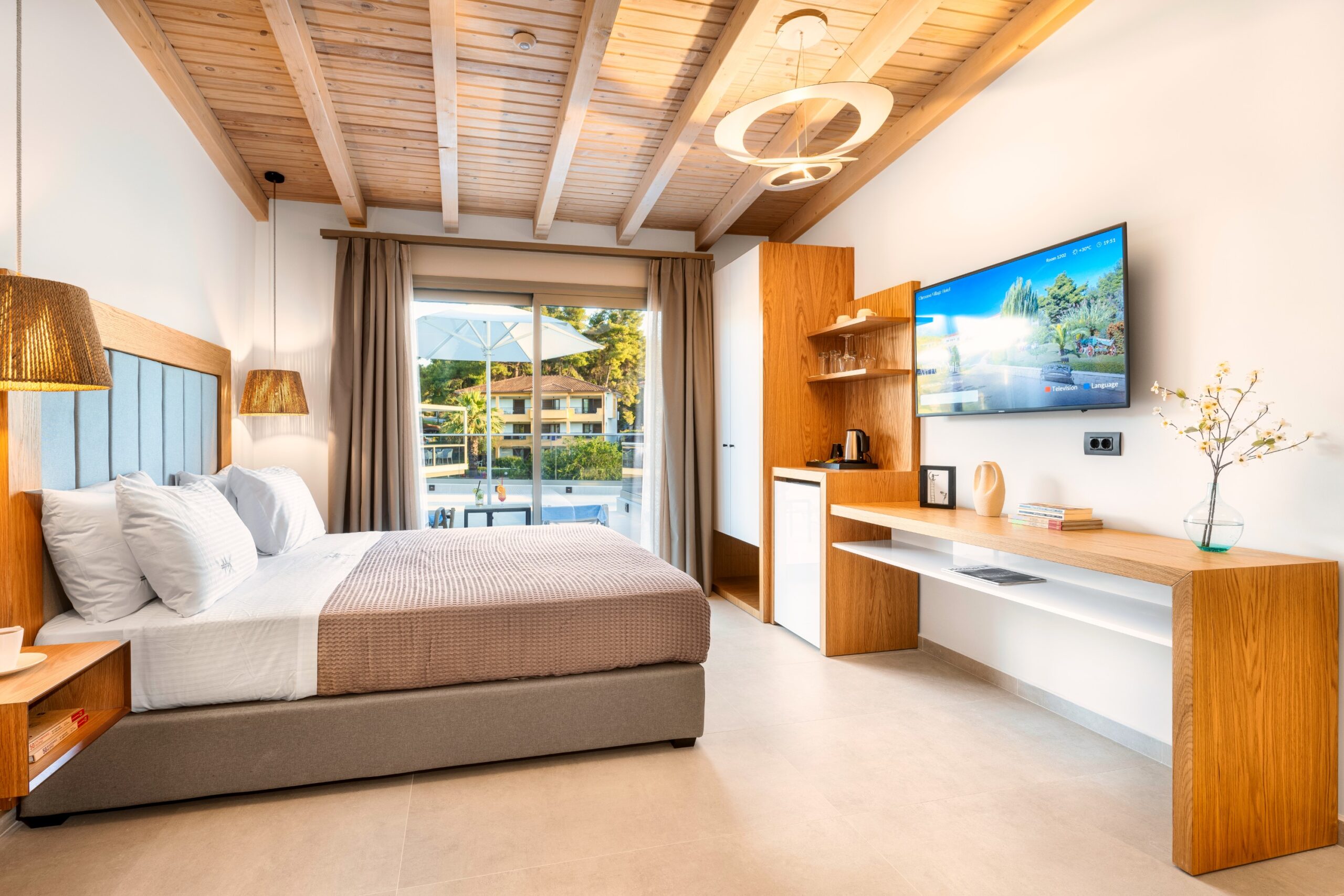 Hotel Chrousso Village-Renovirani junior suite.jpg