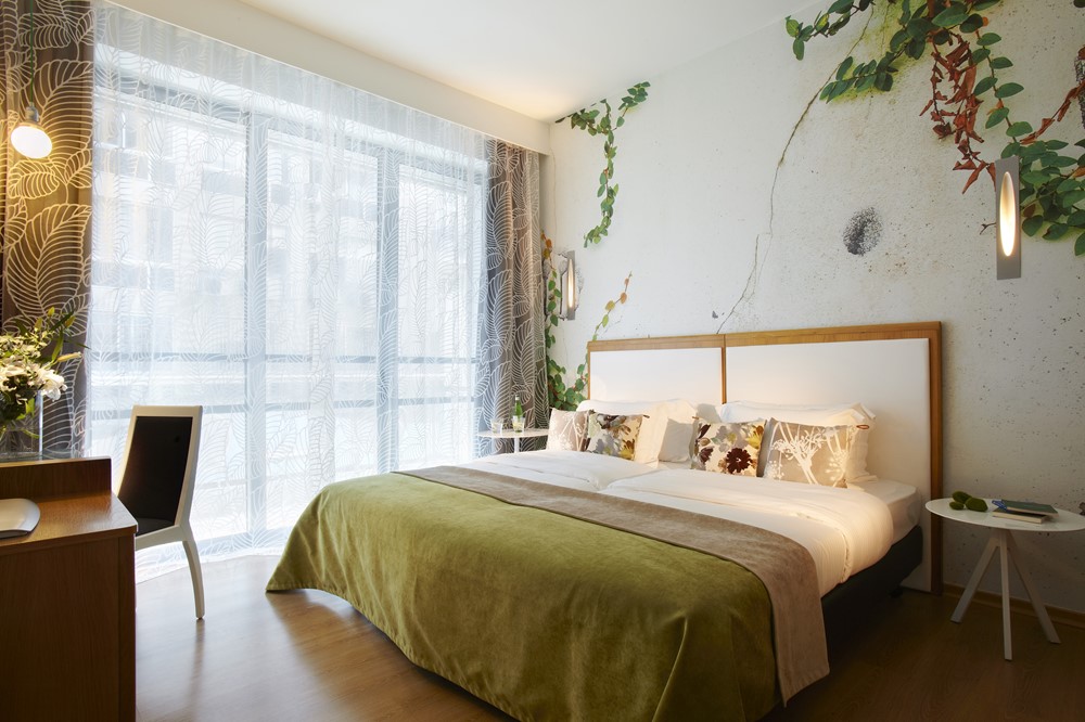 Hotel City double room 1.jpg